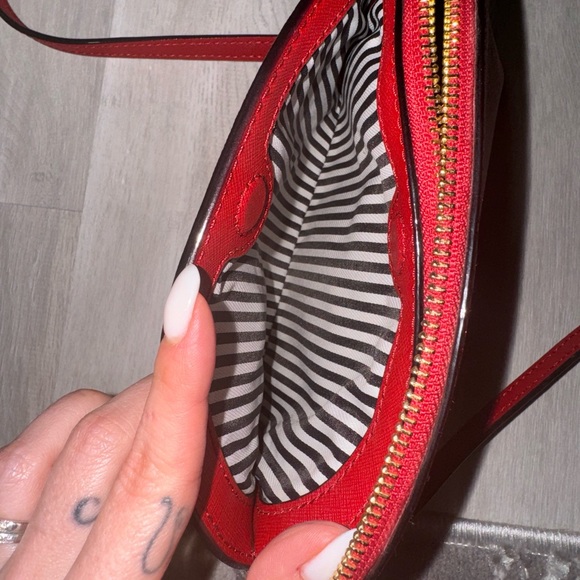 Like new red Kate spade come crossbody with matching wallet - Picture 3 of 8